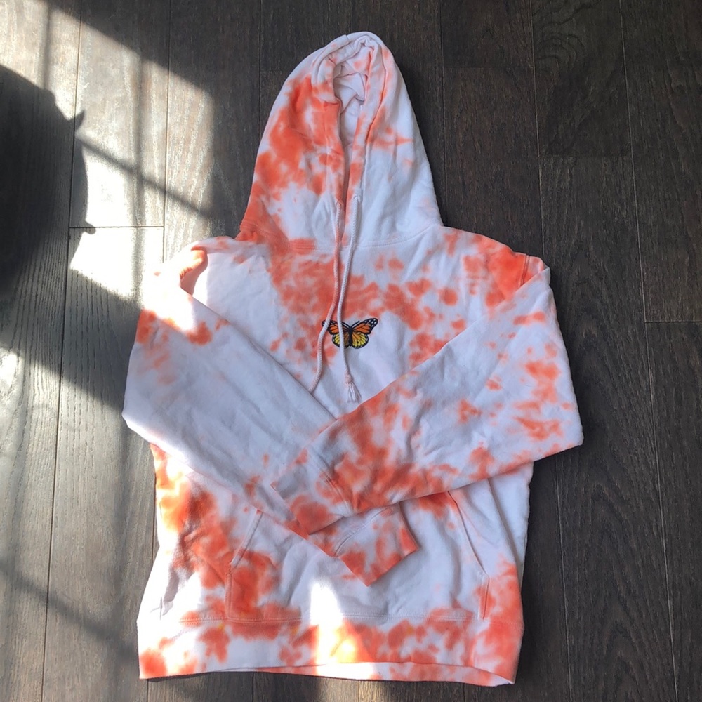 Brandy Melville the dye butterfly sweatshirt